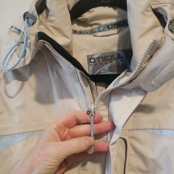 O'Neill Freedom Mens S Ski Snow Insulated Jacket 8K Waterproof Hooded READ - Picture 4 of 8